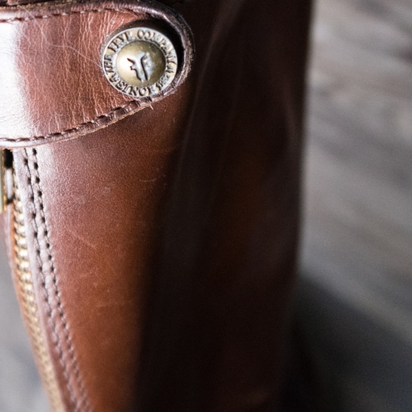 Frye Melissa Button Back Boots Brown size 7 - Picture 4 of 8